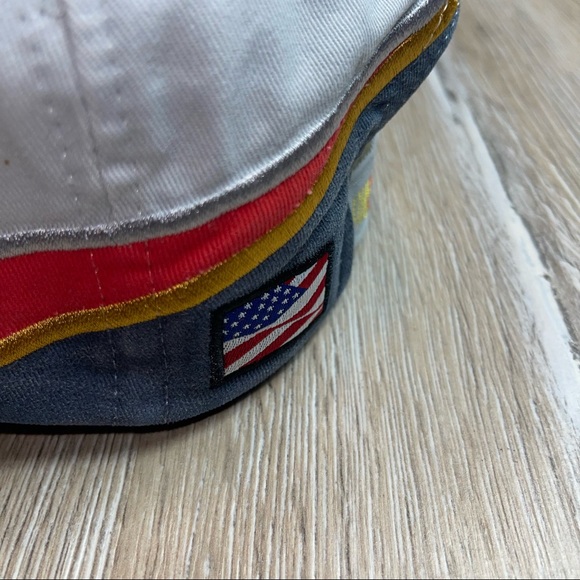 2005 47th Annual Daytona 500 Champion Hat Gatorade Victory Lane Edition. - Picture 4 of 12